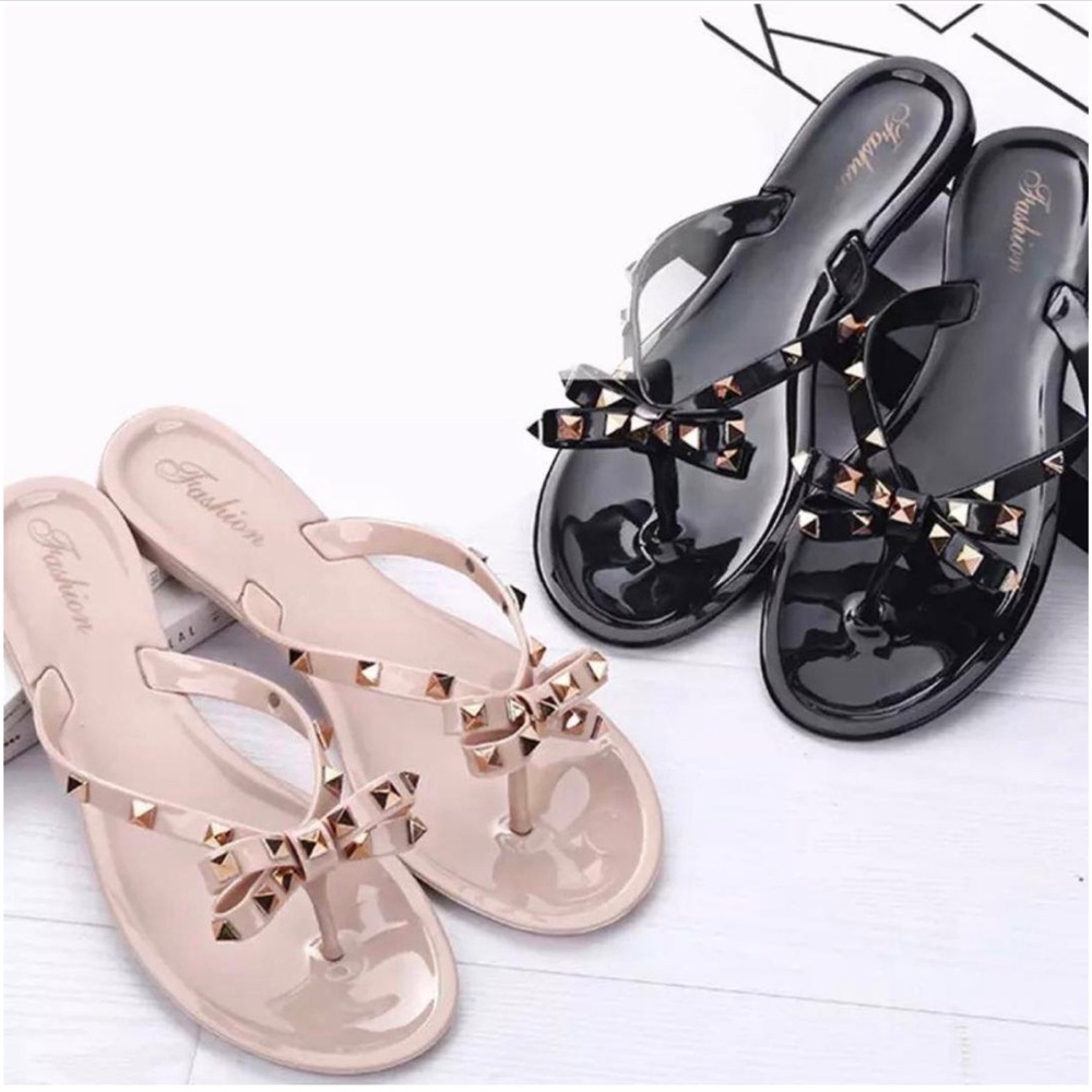 NWT Studded Jelly Bow Flip Flops Sandals like valentino
